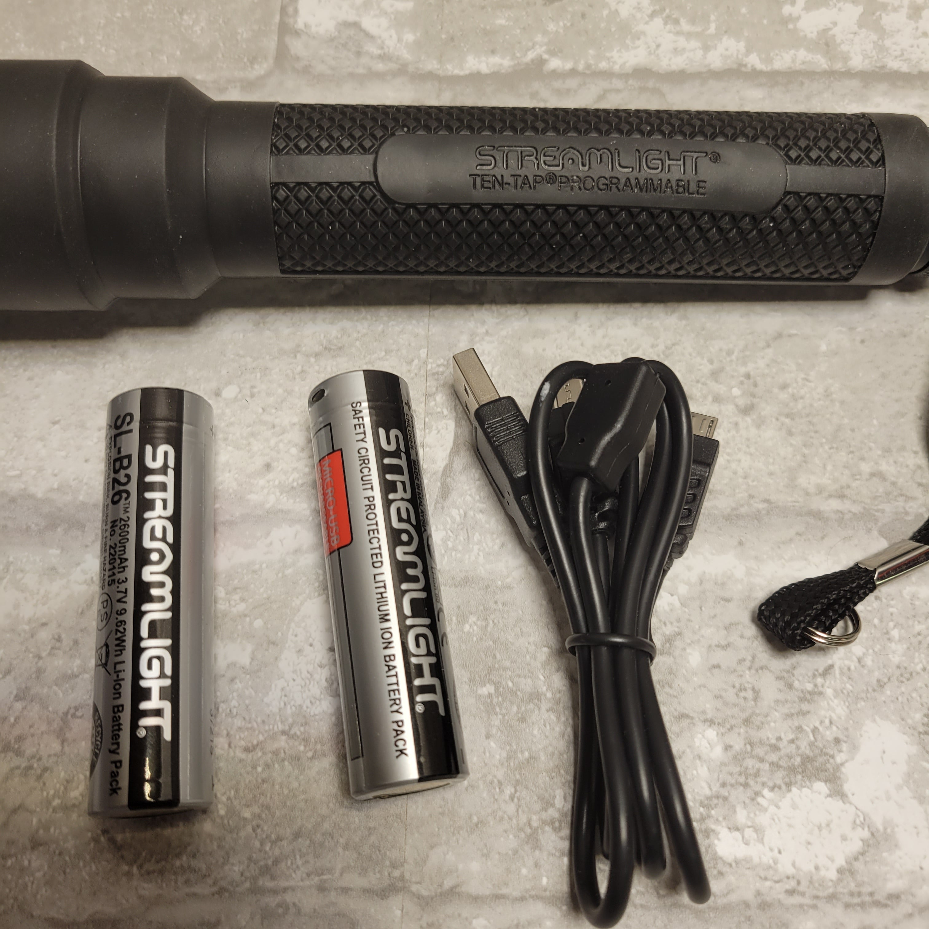 Streamlight ProTac HL 5-X USB Flashlight 18650 Batteries, 3,500 Lumens (8002130247918)